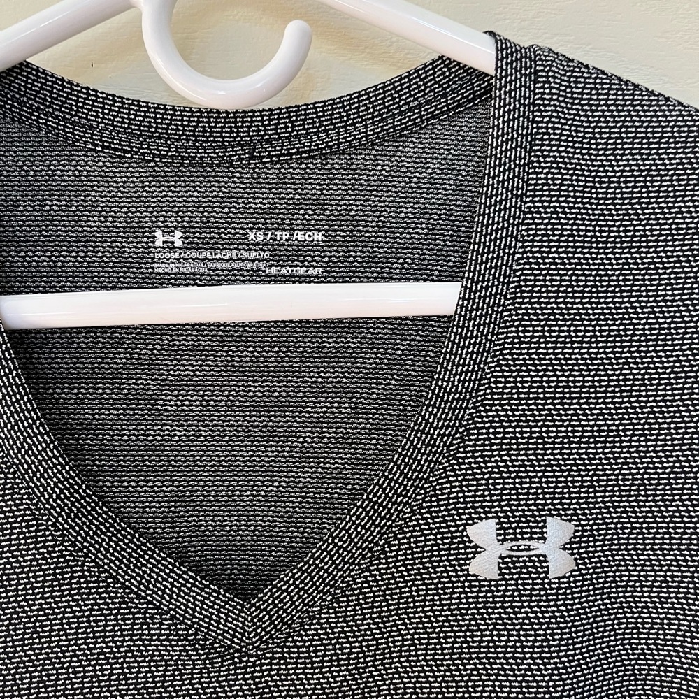 Under Armour Tee 🤍